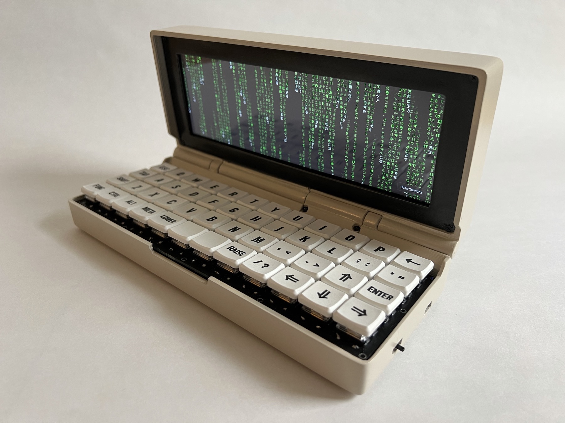 Penkesu’s original compact clamshell computer.